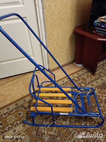 Детские зимние санки с ручкой