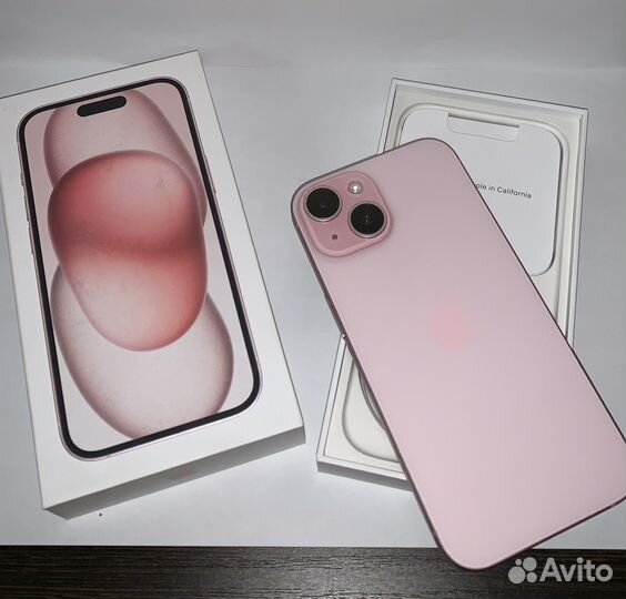 iPhone 15, 256 ГБ