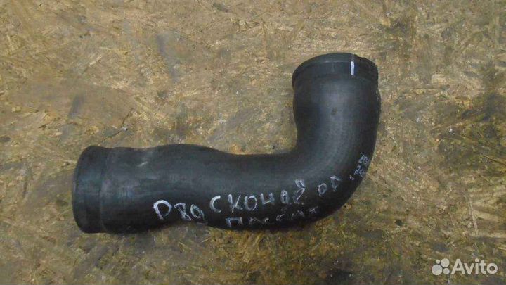 Патрубок интеркулера Volkswagen Passat Cc 1.6