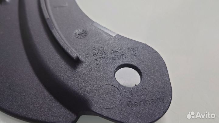 Спойлер подкрылка передний левый 8E0853887A VAG