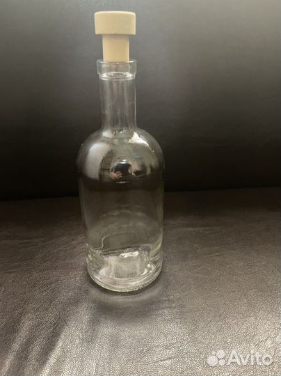 Бутылка стеклянная домашняя 0,5 с пробкой