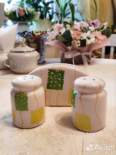 Набор для специй и салфетница