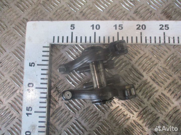 Ось коромысла в сборе MAN 51042006122