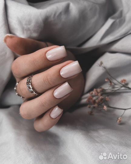 Маникюр с покрытием гель-лаком