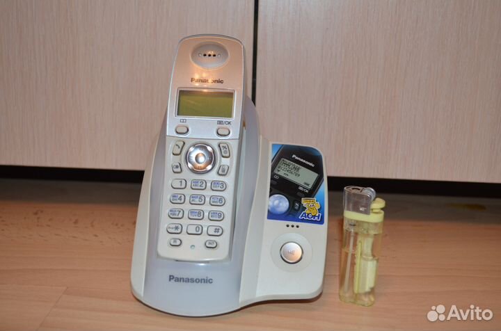 Цифровой беспроводной телефон Panasonic