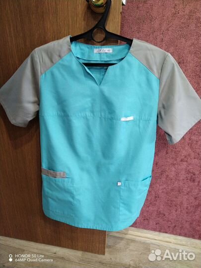 Медицинский костюм женский