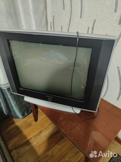Телевизор samsung