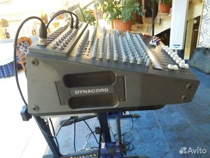 Микшерный пульт Dynacord-1000-1