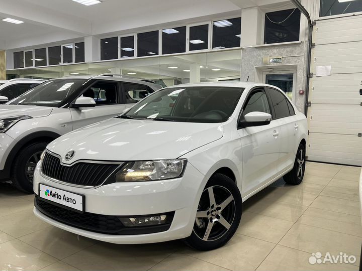 Skoda Rapid 1.6 AT, 2018, 94 000 км