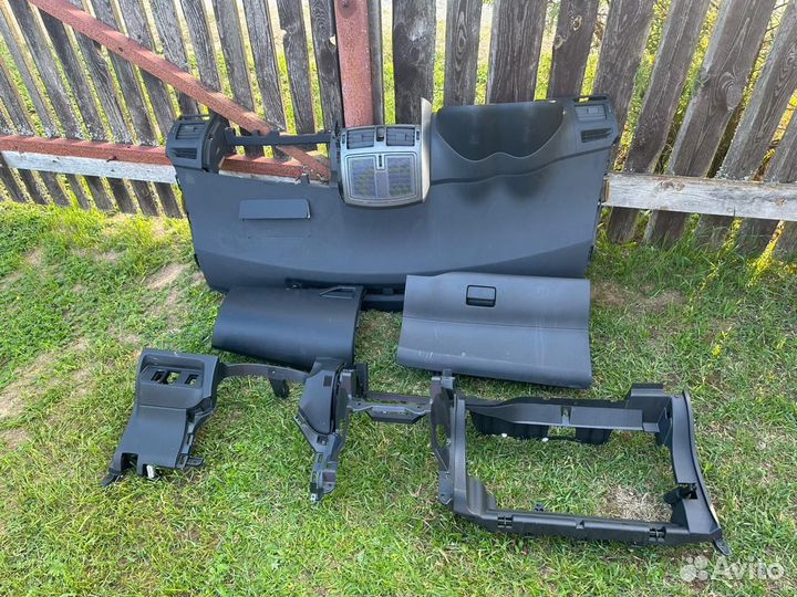 Торпеда Toyota Auris E150 2006-2012