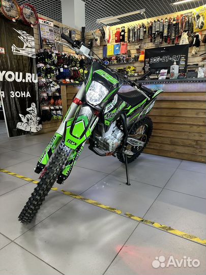 Мотоцикл Кросс Motoland XT 250 HS (172FMM)