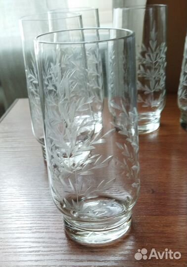 Стаканы- фужеры 6 штук