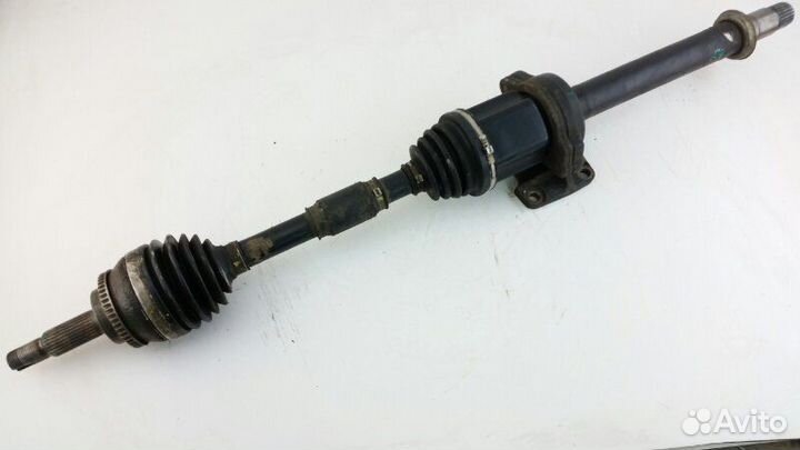 Привод передний правый Toyota Avensis AZT250