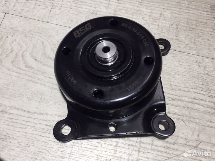 Ролик термомуфты вентилятора Ford Transit 2.2 2.4