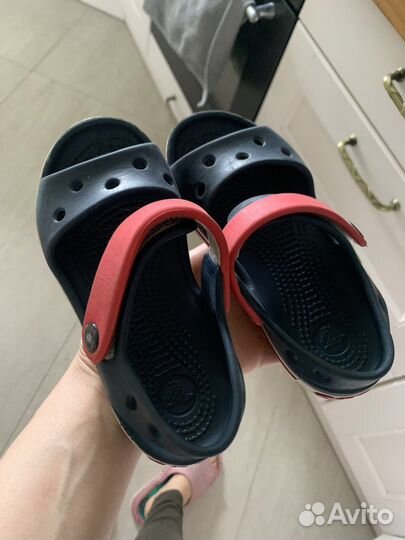 Сандалии crocs c10