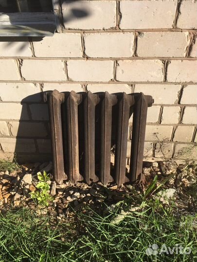 Батарея чугунная