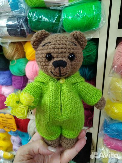 Игрушки ручной работы. Вязаный медведь
