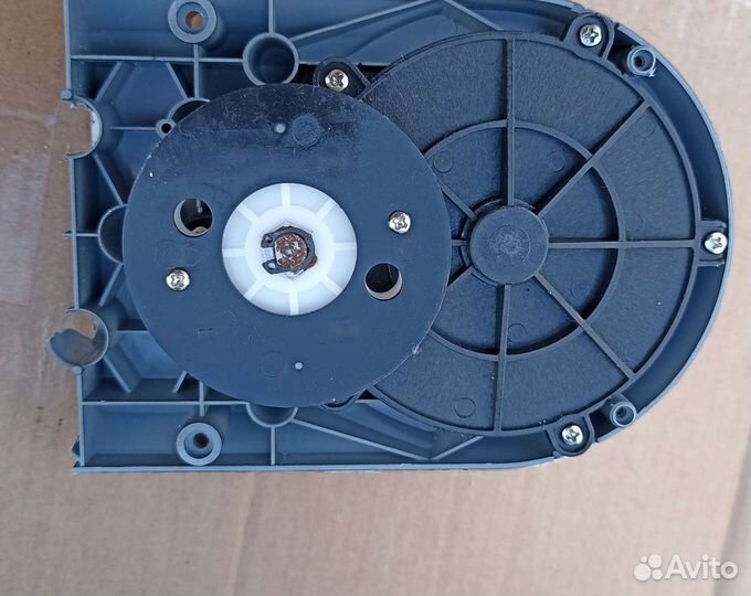 Планетарный миксер gemlux GL-SM5.2B на запчасти