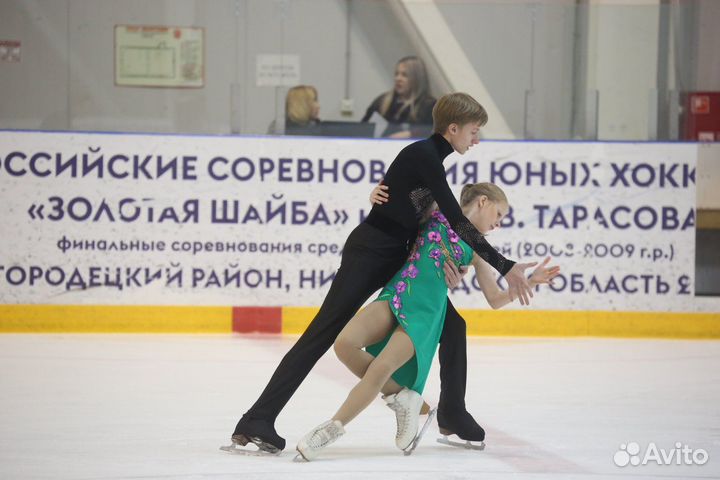 Платье для фигурного катания и танцев на льду