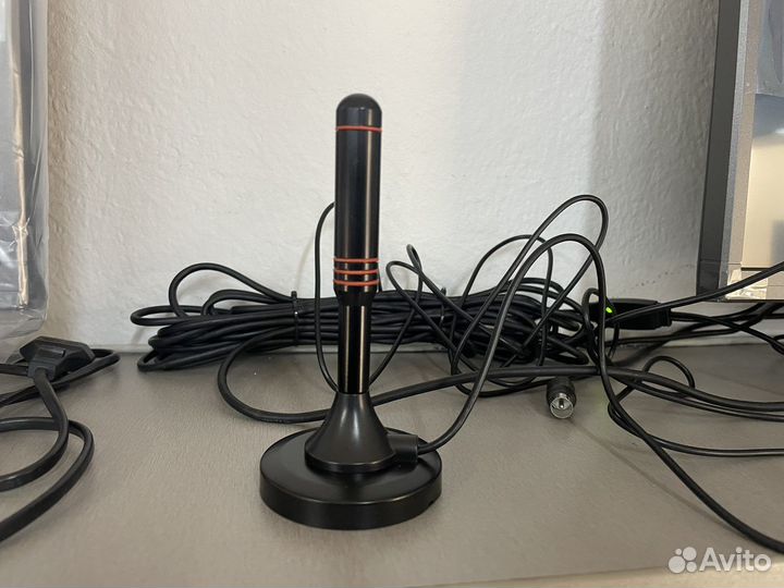 Антенна с усилителем