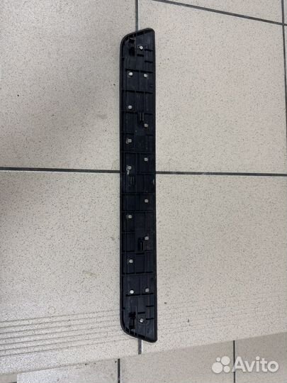 Накладка порога передняя левая hyundai santa fe 3