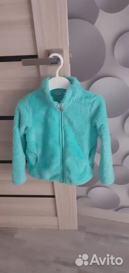 Продам кофты для девочки