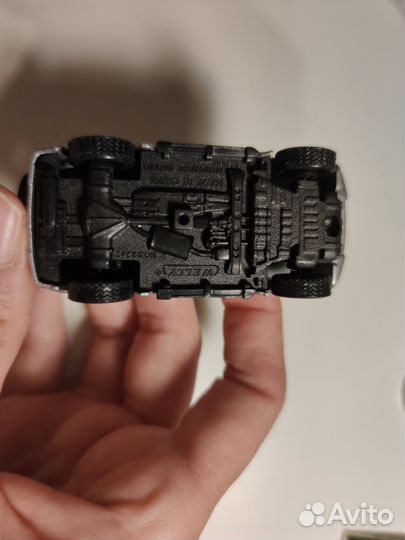 Модель машинки Mitsubishi Pajero