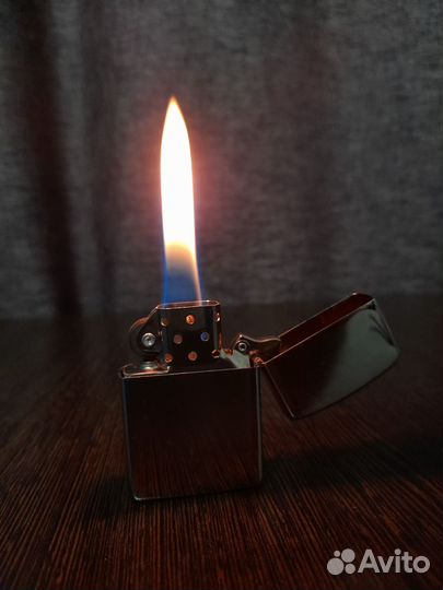 Зажигалка zippo
