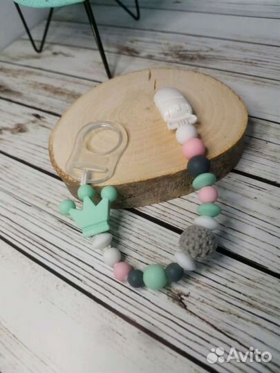 Именной держатель для соски, грызунка или пустышки