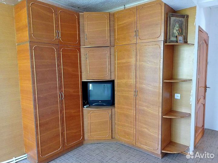 Стенка угловая