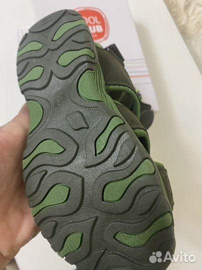 Сандалии 32, 34 новые