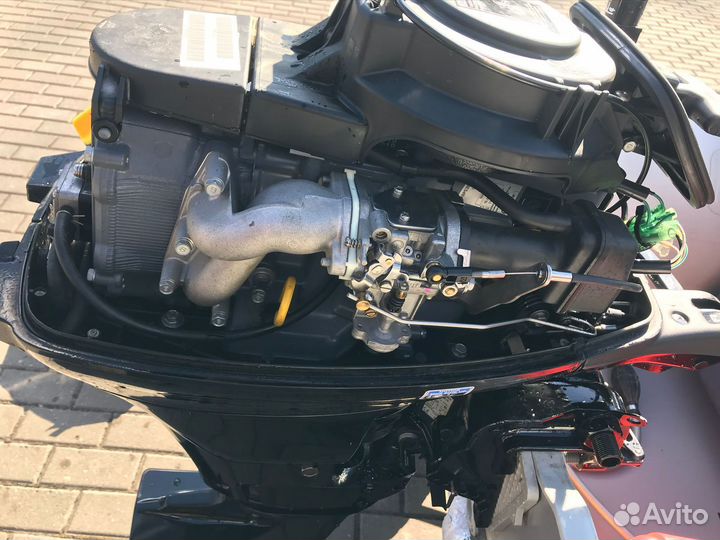 Продаю лодку