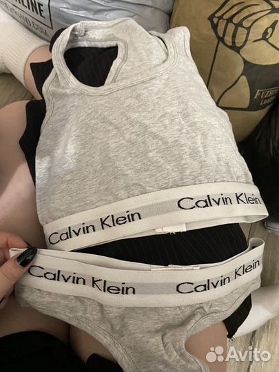 Пакет вещей женских 42-44 размер 30-35 единиц