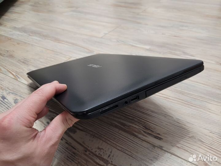 Отличный Asus - i5-5200/ 12gb/ Nvidia/ SSD 250gb