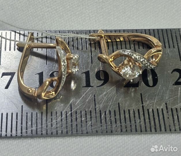 Золотые серьги