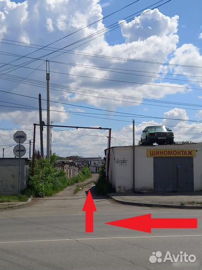 Кронштейн двигателя правый Mercedes Benz w202