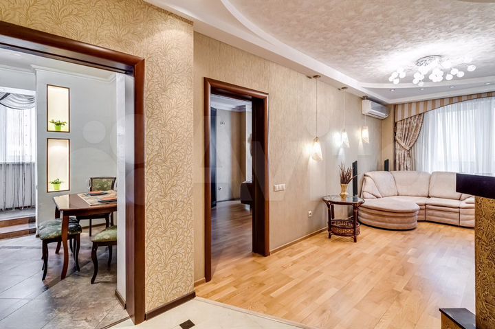 3-к. квартира, 96 м², 3/16 эт.