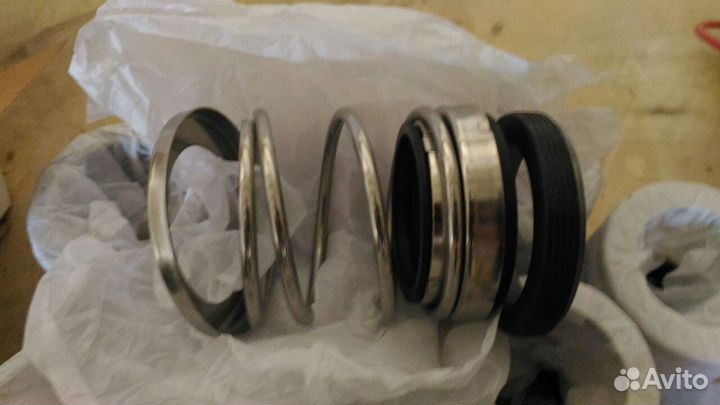 Вакуумный водоциркуляционный насос 5.5kW. Сальник