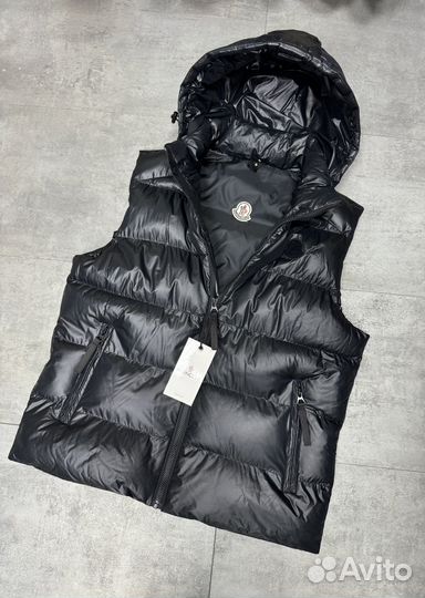 Мужской жилет moncler