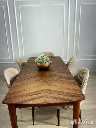 Стол и стулья комплект