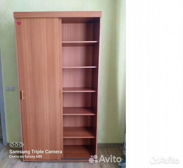 Продаю платяной шкаф купе