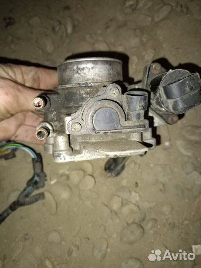 Дроссельная заслонка Opel Vectra B X16XEL