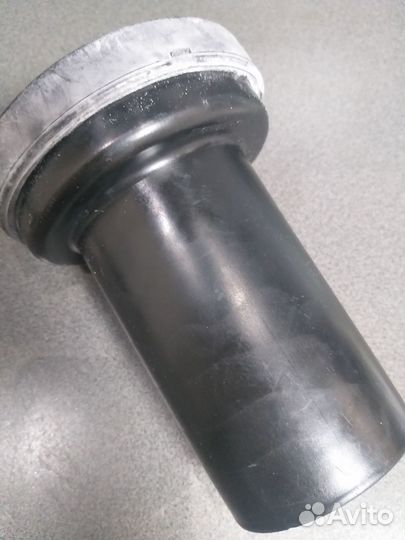 Отводящая труба диаметром 90 мм с манжетой для под