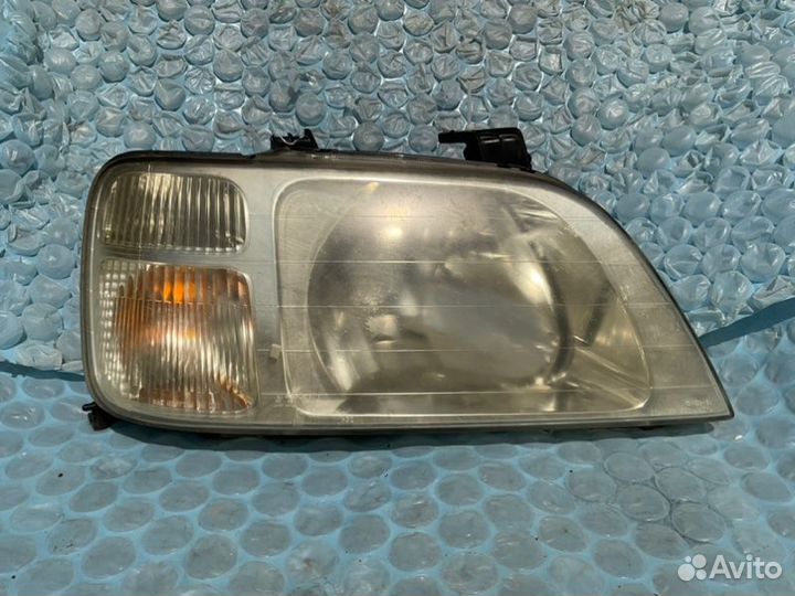 Фара правая Honda Cr-V RD1 B20Z2 2001