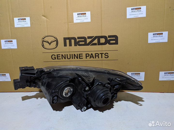 Фара правая Мазда 3 BK седан