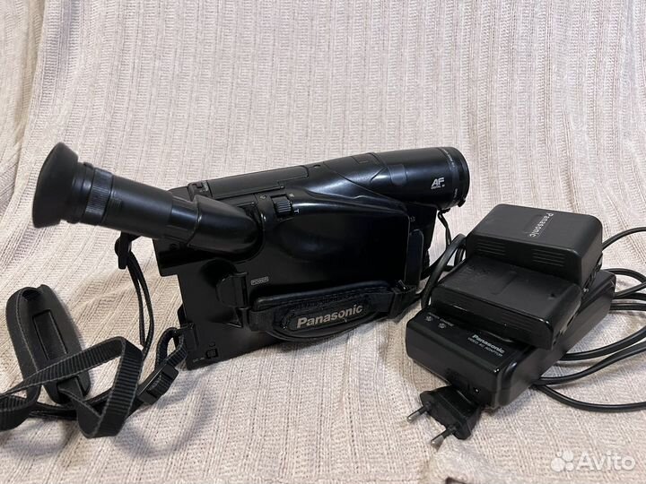 Видеокамера panasonic nv r3