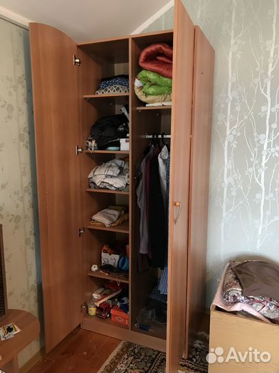 Шкаф распашной двухстворчатый