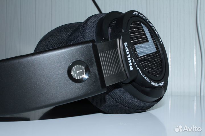 Наушники Philips SHP9500
