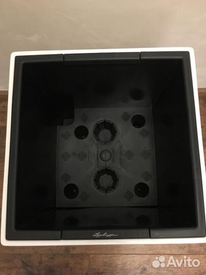 Кашпо с автополивом lechuza cubico 30