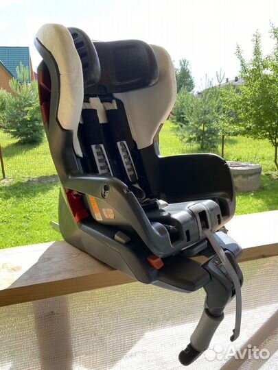 Автокресло britax romer safefix plus